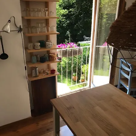 Charmante Altbau-dg-wohnung